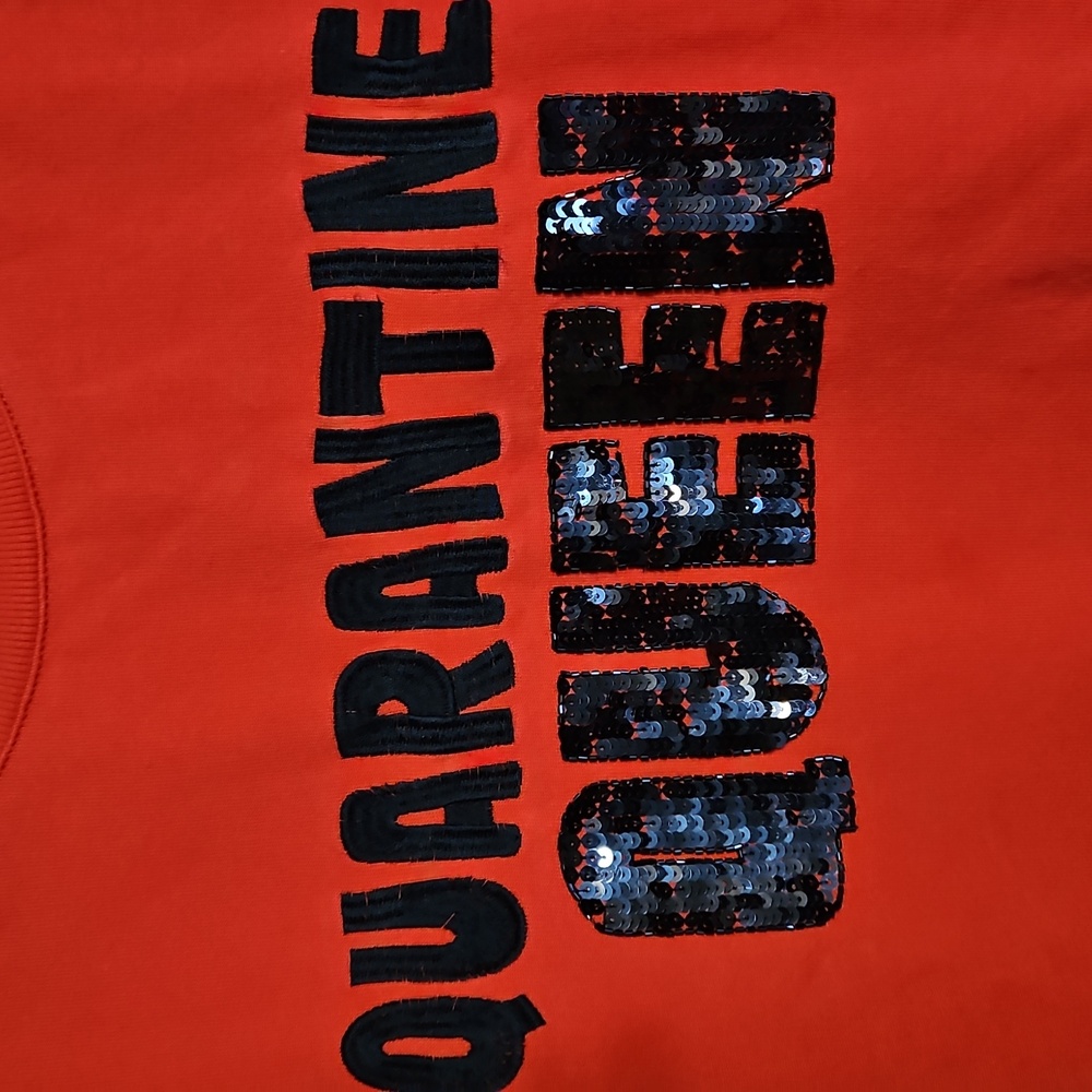 Alice & Olivia Red Quarantine Queen Sweatshirt - Picture 3 of 9